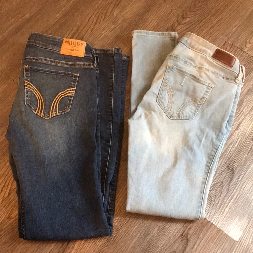Hollister skinny jeans (2 pairs)